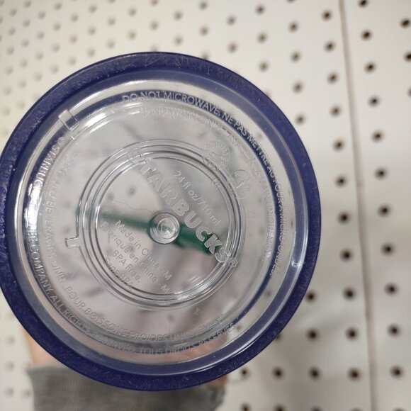 Starbucks Cold Drink Cup, Classic Logo, 24 Ounces - Picture 6 of 6
